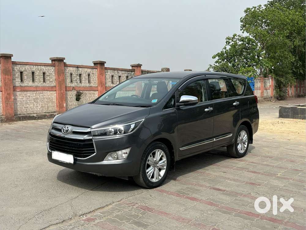 Toyota Innova Crysta 2.7 Zx At, 2017, Petrol