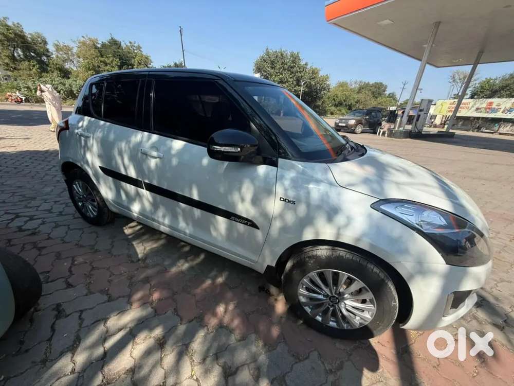 Maruti Suzuki Swift 2017 Diesel 137500 Km Driven