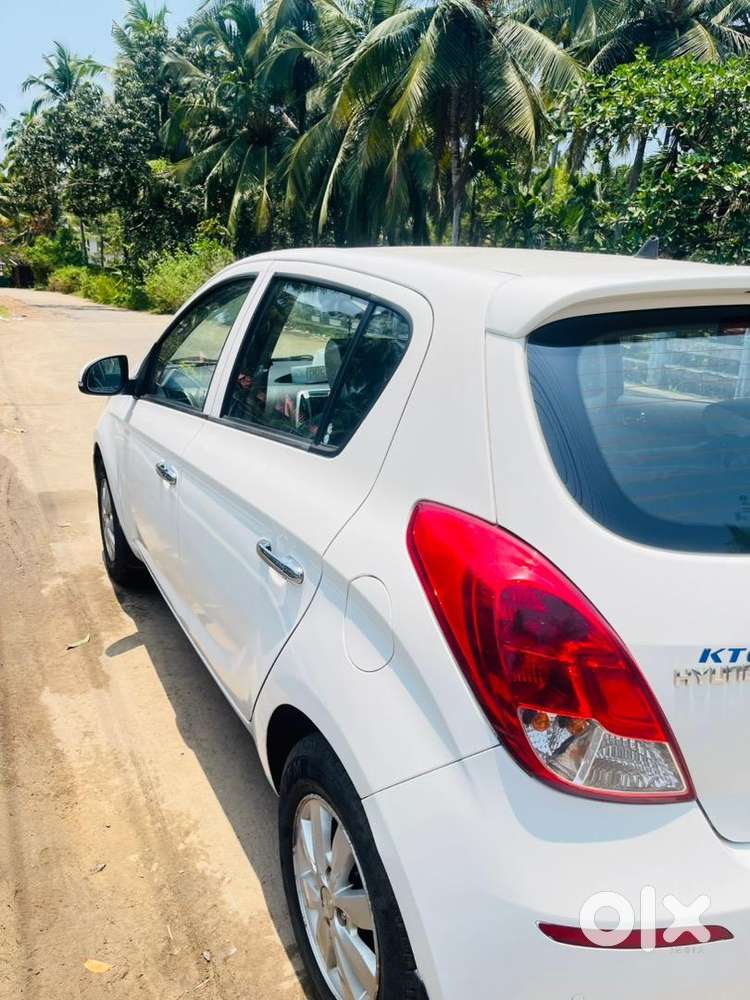 Hyundai I20 2013 Petrol 87000 Km Driven