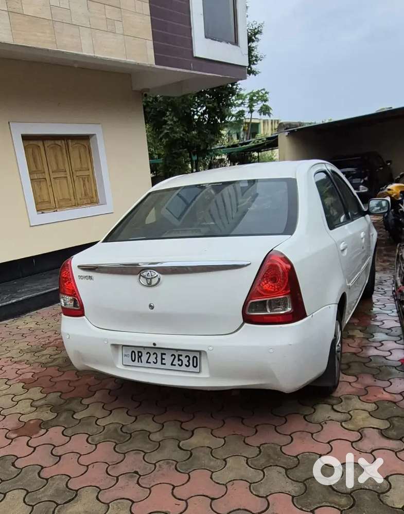 Toyota Etios 1.5 G 2011