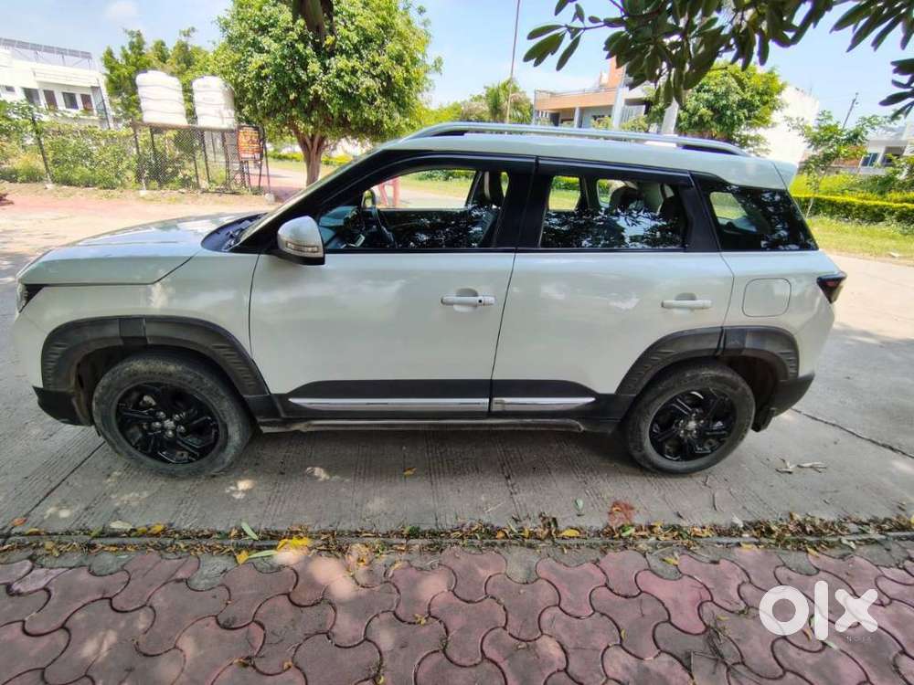 Maruti Suzuki Brezza Zxi Plus Smart Hybrid, 2022, Petrol