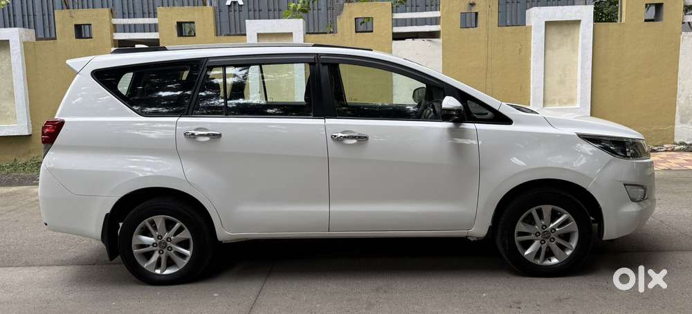 Toyota Innova Crysta 2.4 G Mt, 2019, Diesel