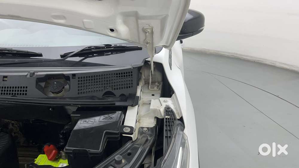 Nissan Magnite 1.0 Xv, 2021, Petrol