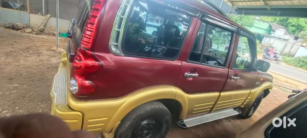 Mahindra Scorpio Classic 2004
