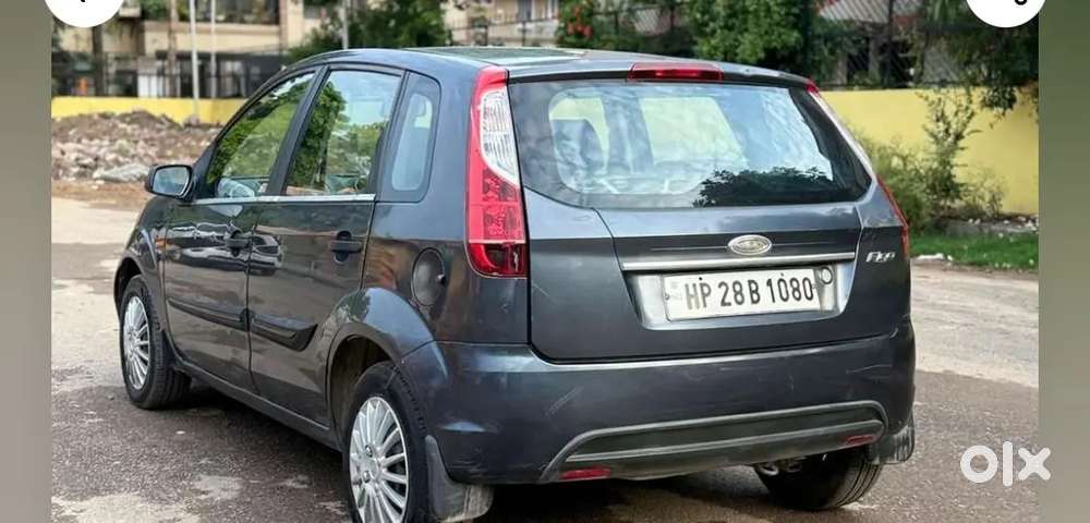 Ford Figo Petrol 2011 Year
