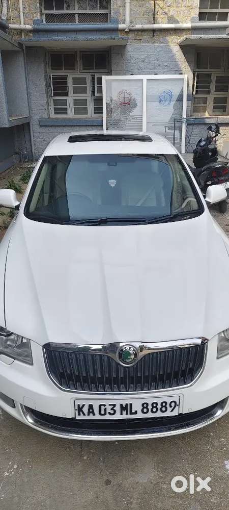 Skoda Superb Elegance At 2009