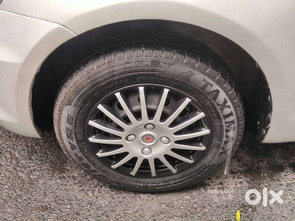 Maruti Suzuki Swift Vxi 1.2 Abs Bs-iv, 2017, Petrol