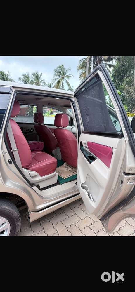 Toyota Innova Diesel 2012