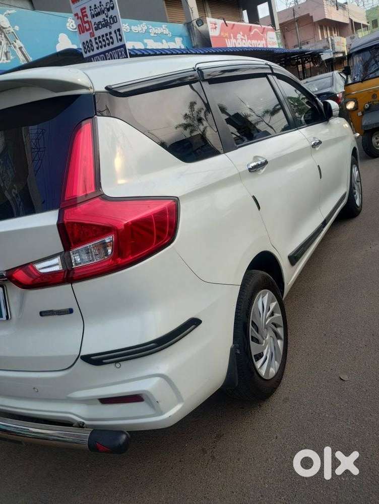 Maruti Suzuki Ertiga Vxi At Petrol, 2020, Petrol