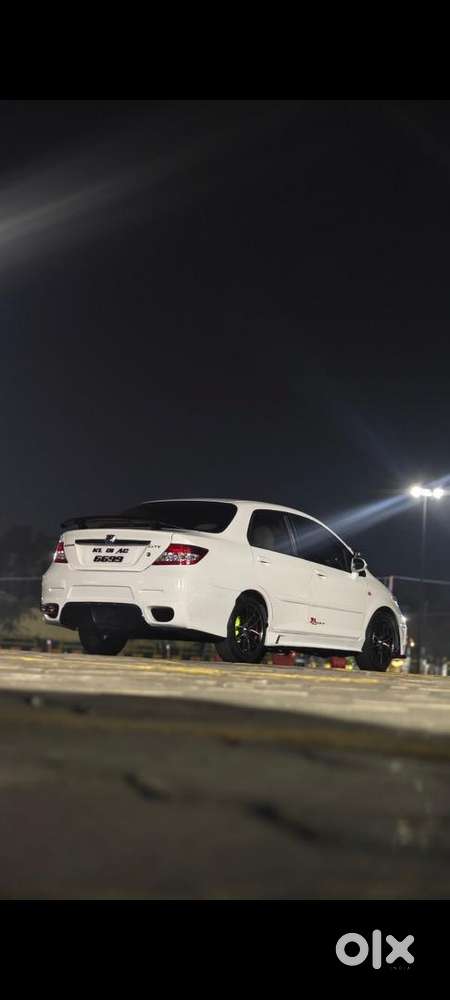 Honda City Zx 2004 Petrol Well Maintained