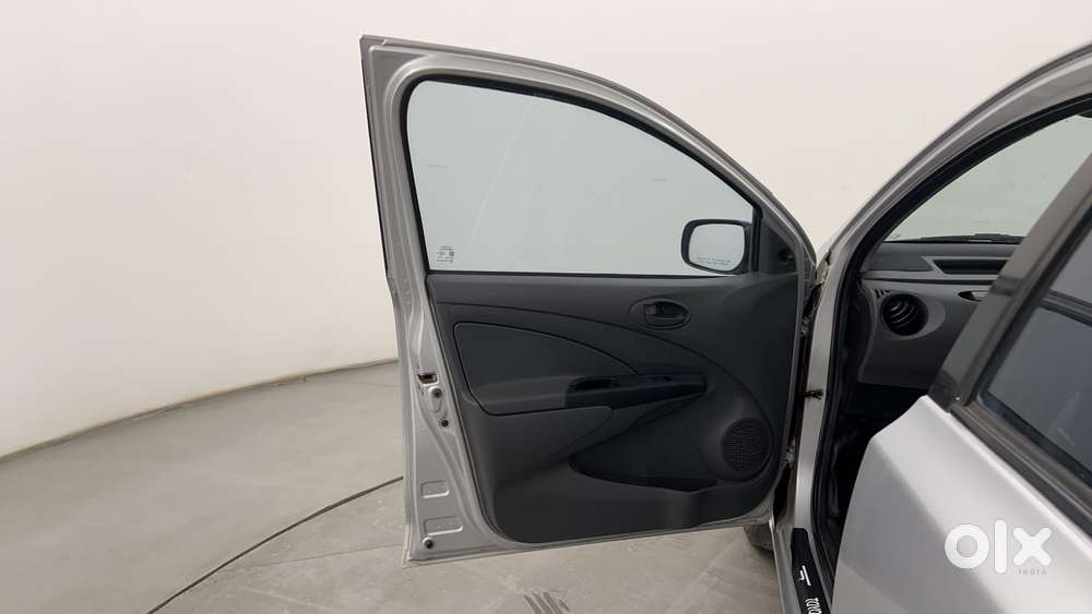Toyota Etios 2010-2012 G, 2013, Petrol