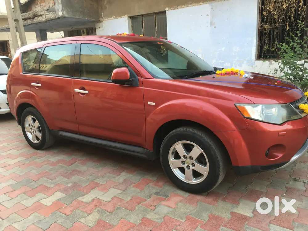 Mitsubishi Outlander 2010 Petrol Automatic