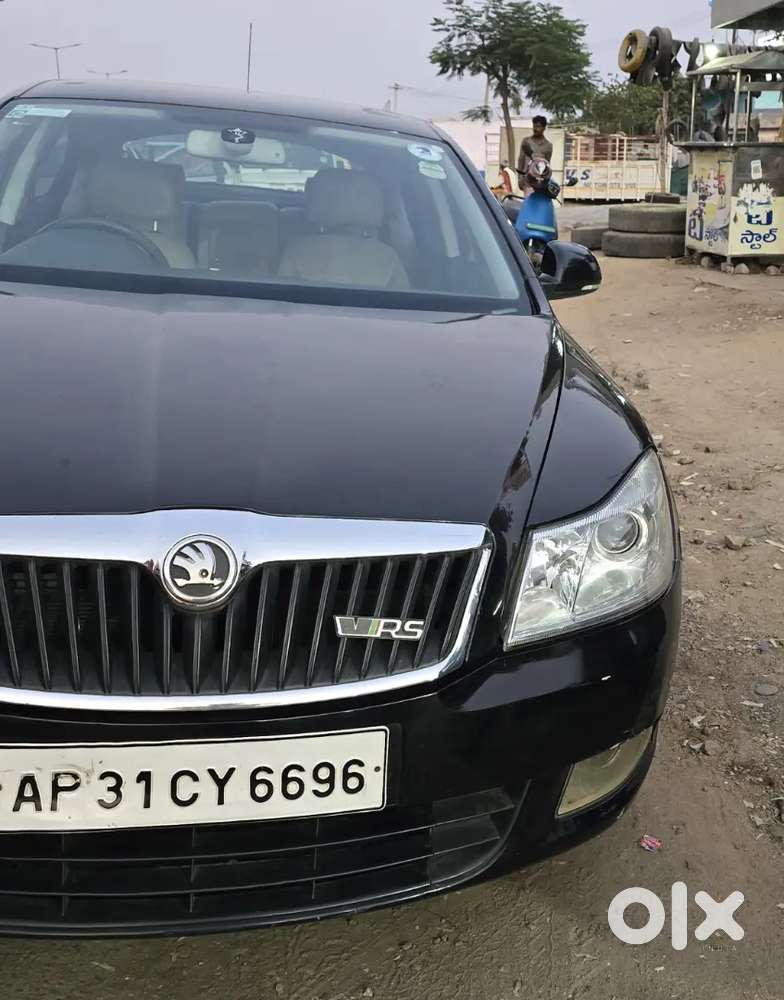 Skoda Laura 2009, Ambiente 1.9pd Diesel Manual