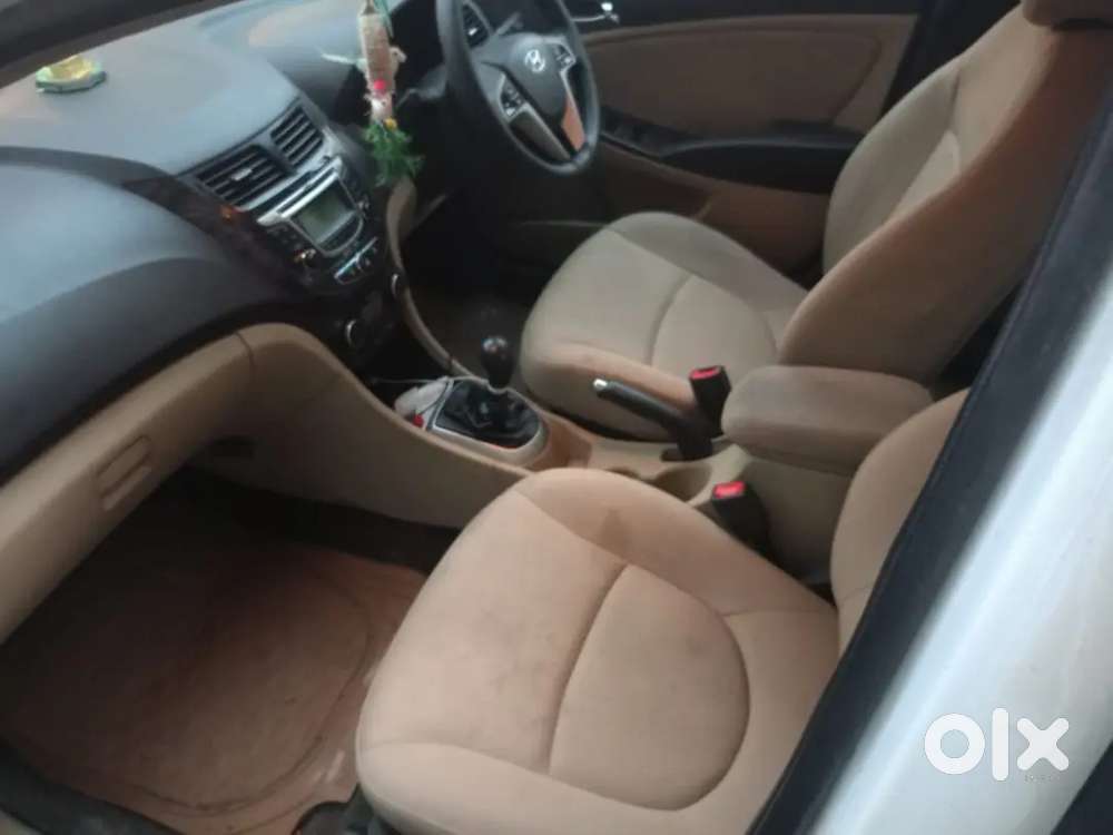 Hyundai Verna 1.6 Sx 2011