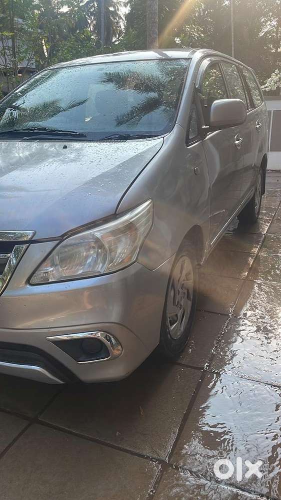 Toyota Innova 2016 Diesel Well Maintained