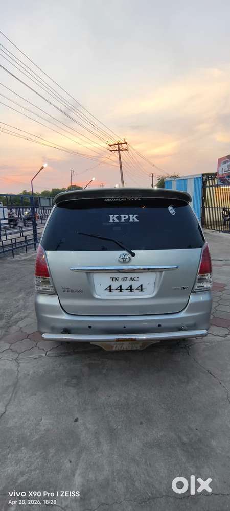 Toyota Innova 2.5 V 7 Str, 2010, Diesel