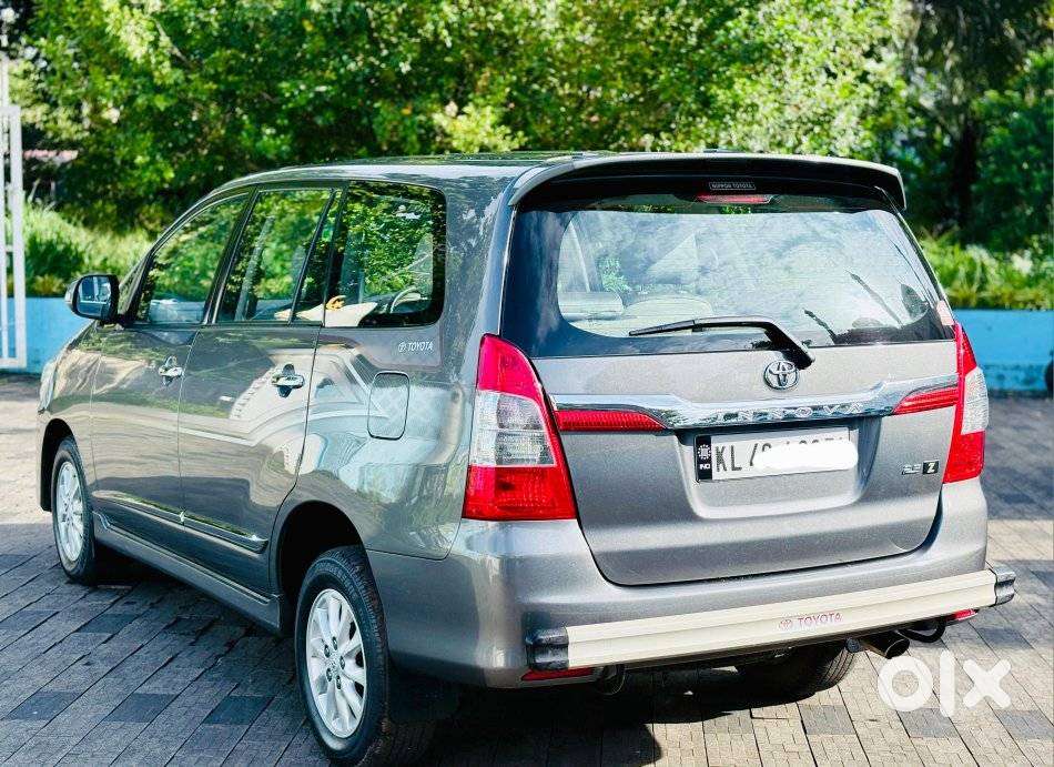 Toyota Innova 2.5 Zx 7 Str Bs-iv, 2013, Diesel