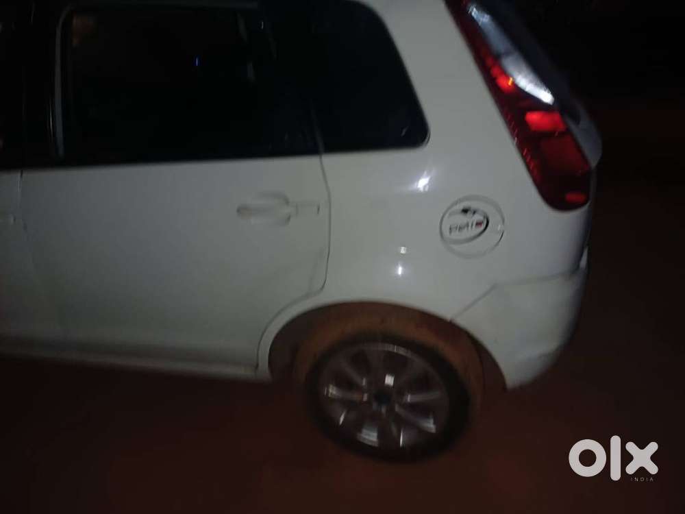 Ford Figo 2012 Year