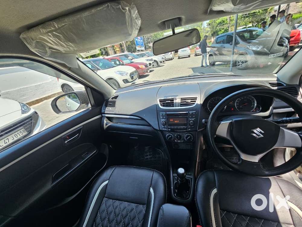 Maruti Suzuki Swift Vxi, 2015, Petrol
