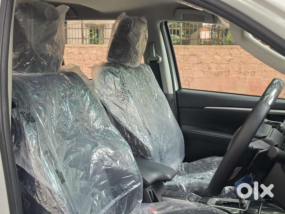 Toyota Fortuner 4x2 At 2.7 Petrol, 2025, Petrol