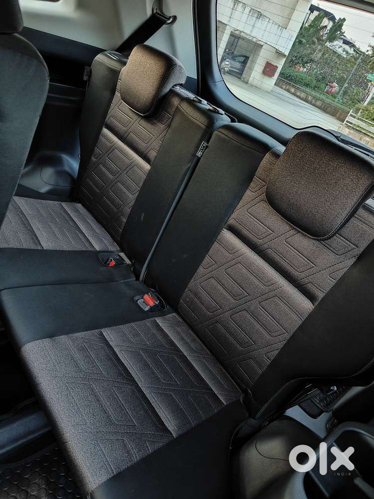 Toyota Innova Hycross 2.0 Vx Hybrid 8 Str, 2023, Petrol