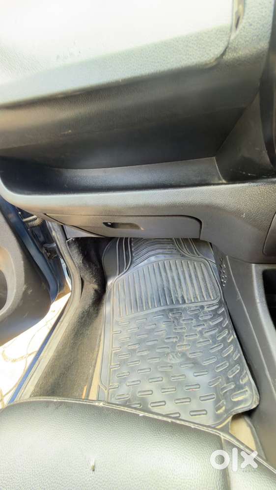 Renault Kwid Petrol Manual 2017