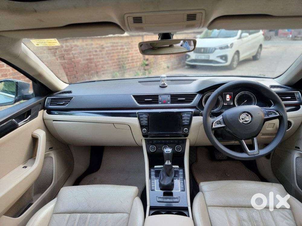 Skoda Superb Lk 2.0 Tdi At, 2017, Diesel