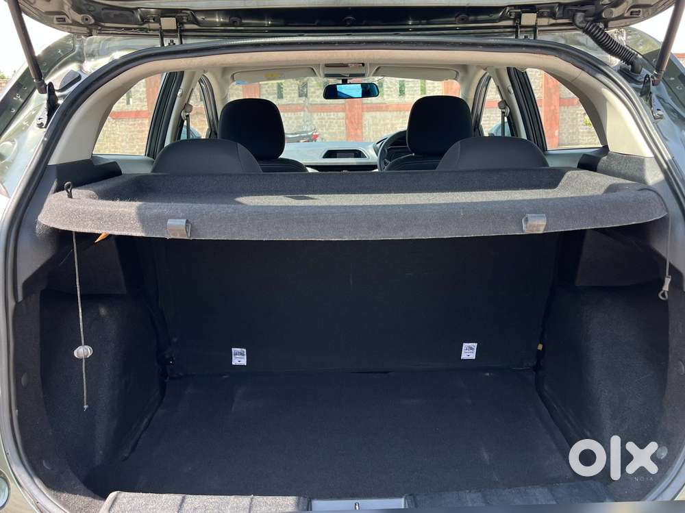 Tata Nexon 1.2 Revotron Xma Amt, 2023, Petrol