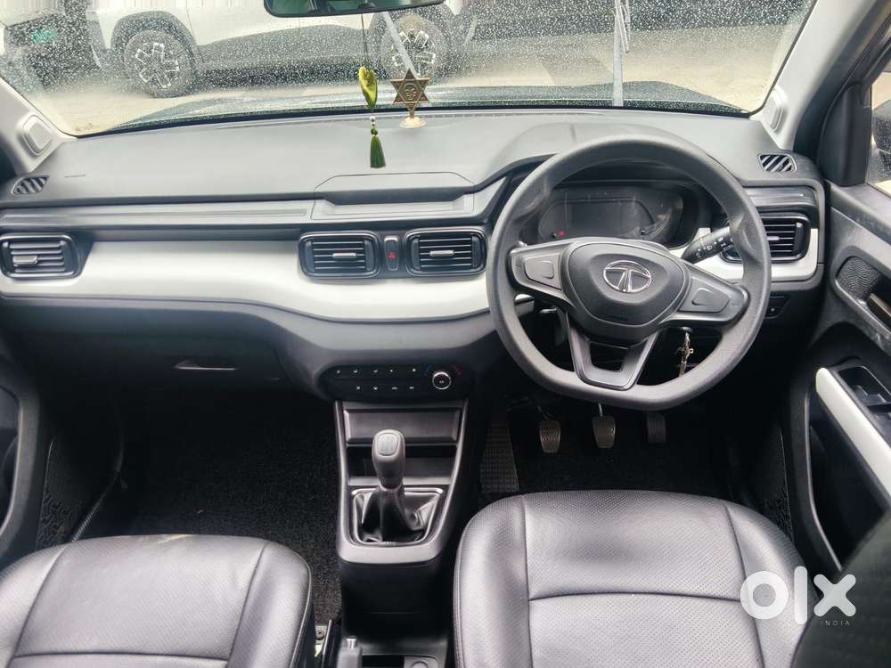 Tata Punch Pure, 2023, Petrol