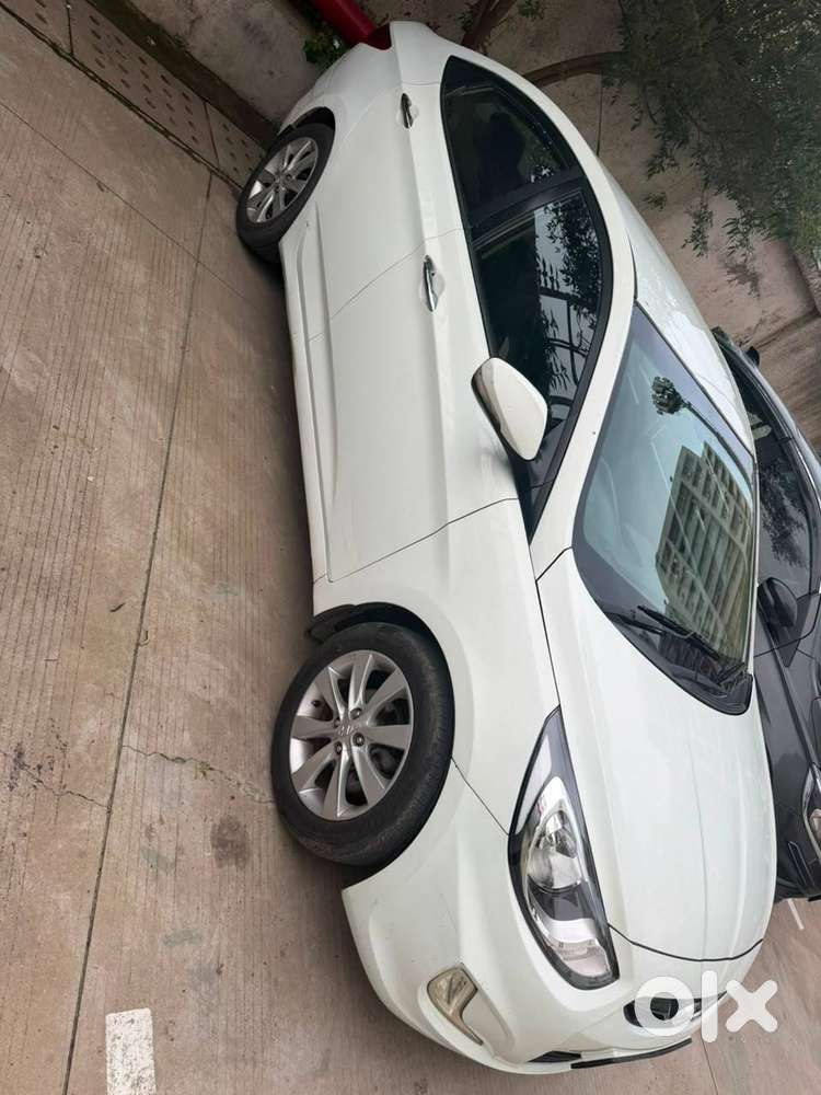 Hyundai Verna 2013 Diesel Top Automatic Well Maintained