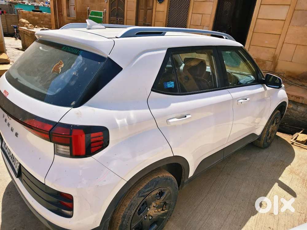 Hyundai Venue Plus 2025 Diesel Manual