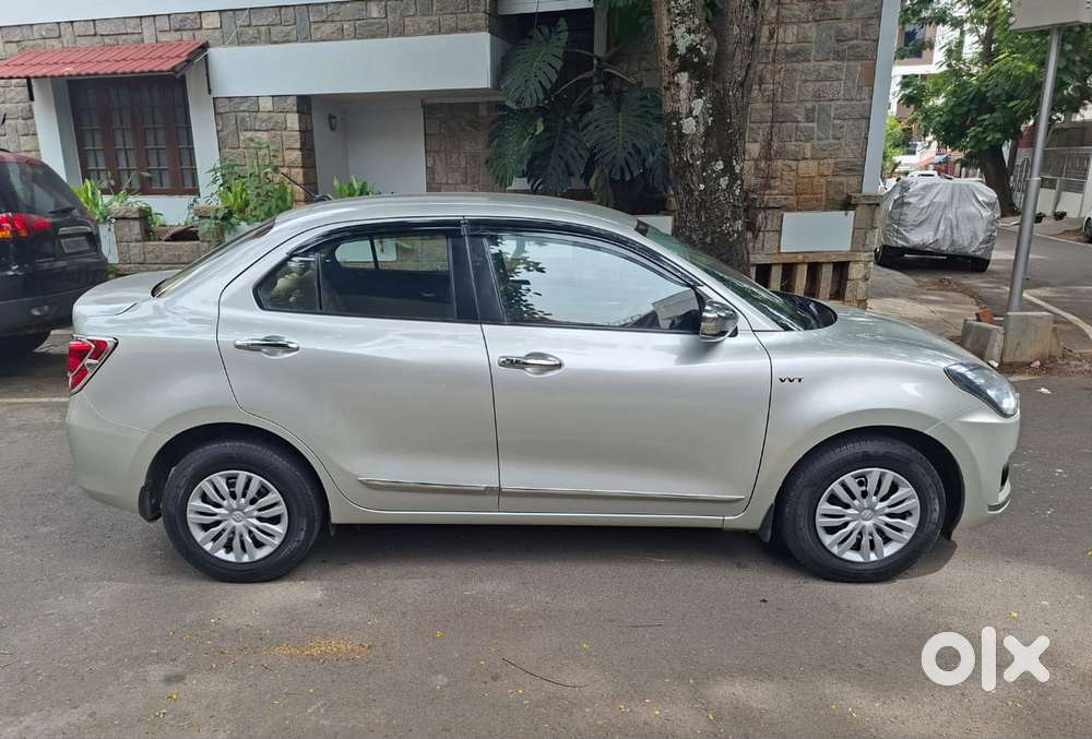 Maruti Suzuki Swift Dzire 1.2 Vxi, 2017, Petrol