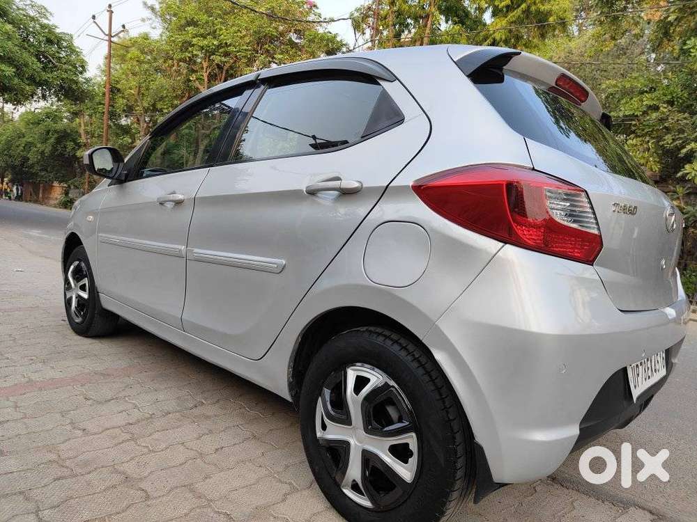 Tata Tiago 1.2 Revotron Xt (o), 2016, Petrol