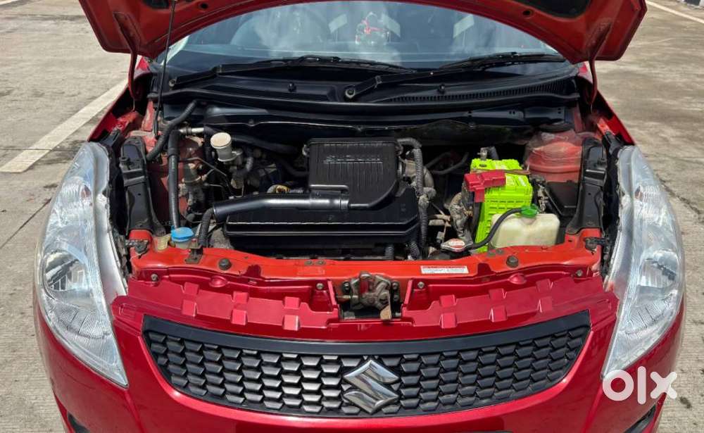 Maruti Suzuki Swift Vxi With Abs, 2013, Petrol