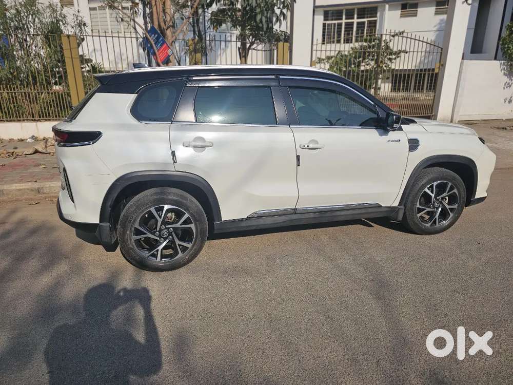 Toyota Urban Cruiser Hyryder 36900 Km Driven