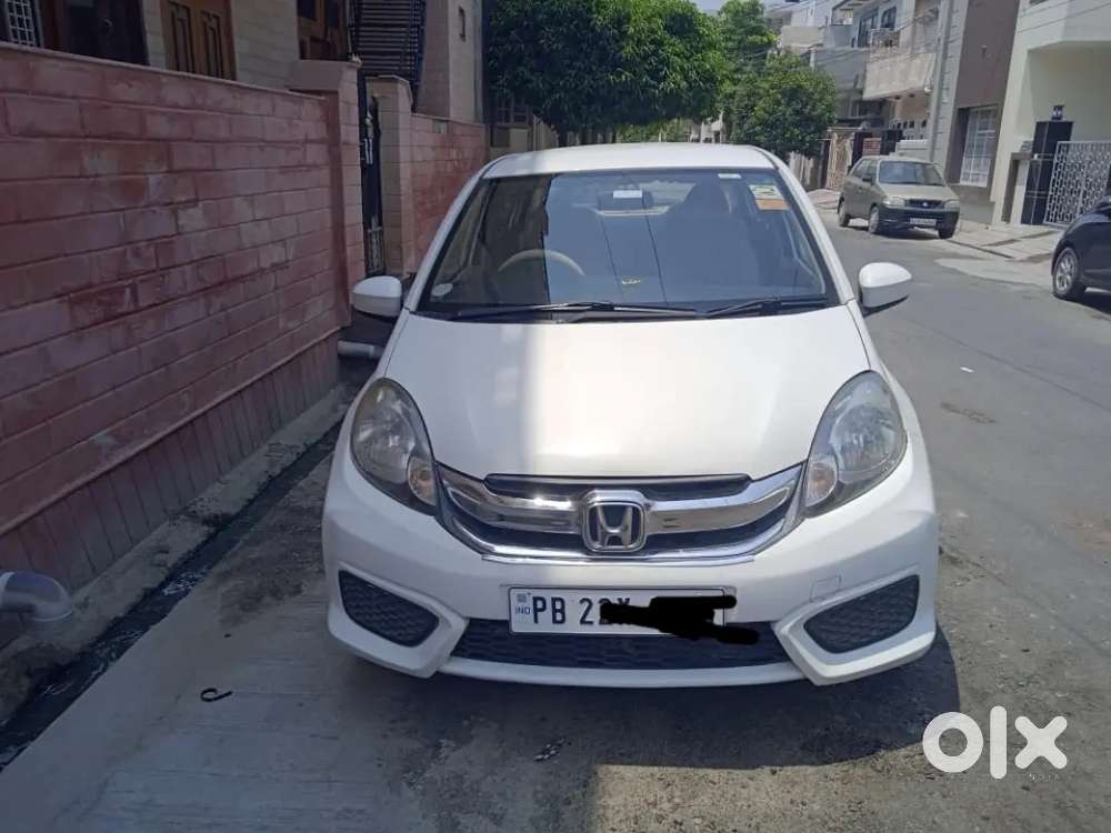 Honda Amaze 2016
