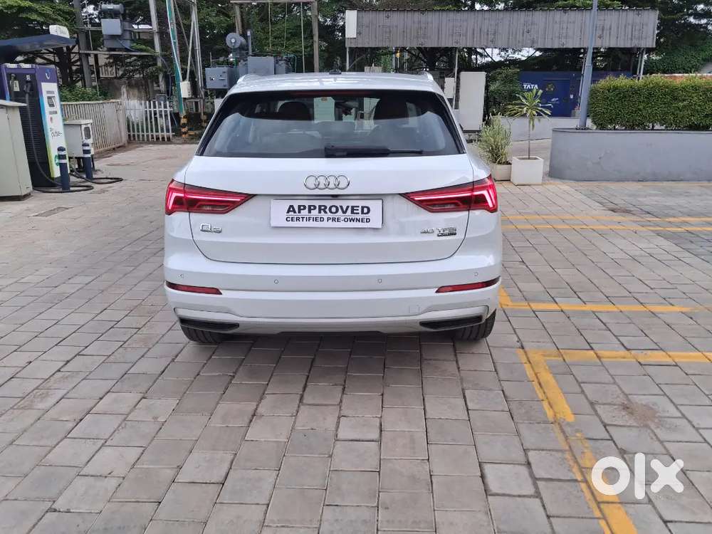 Audi Q3 2023 Premium