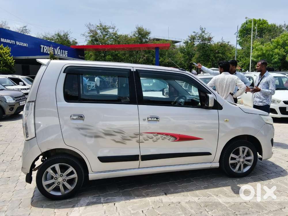 Maruti Suzuki Stingray Vxi Optional, 2017, Cng & Hybrids