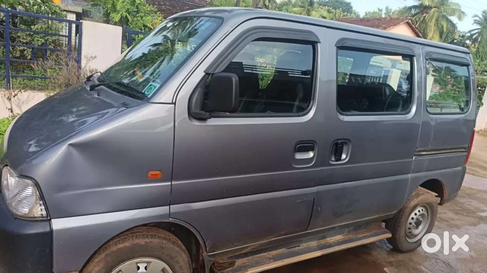 Maruti Suzuki Eeco 2024 Sliver Color
