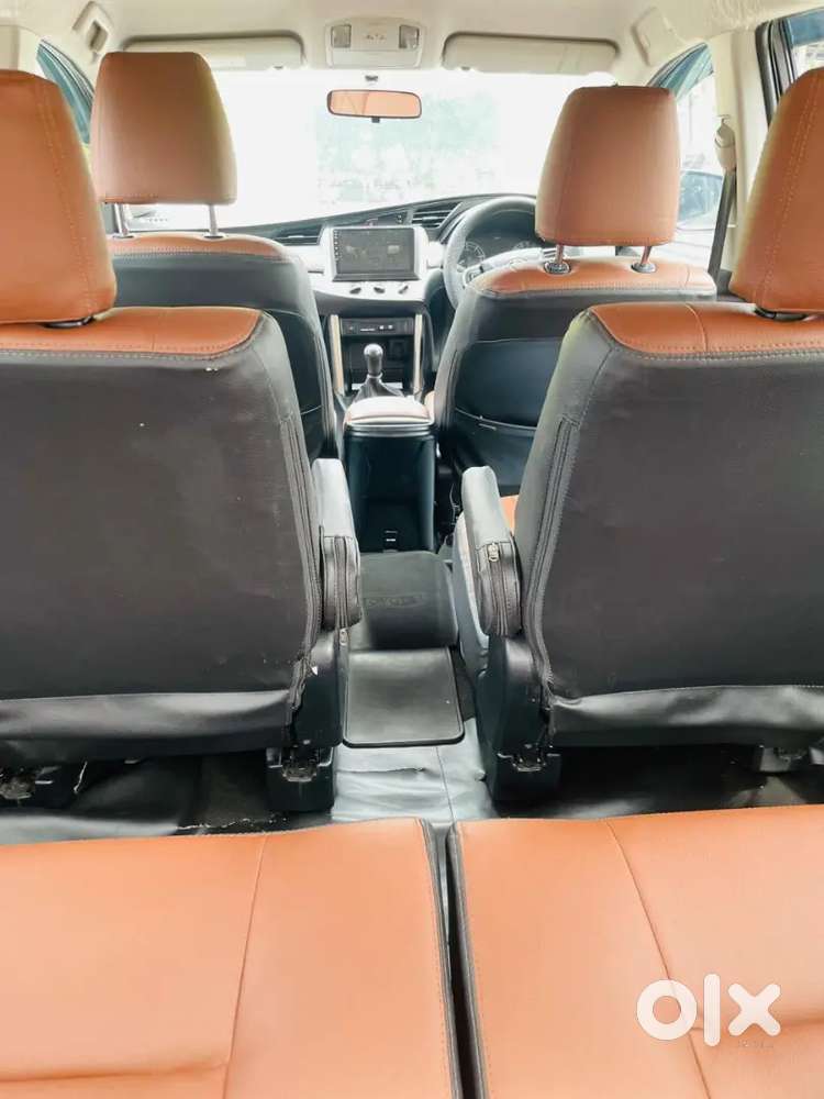 Toyota Innova Crysta 2018