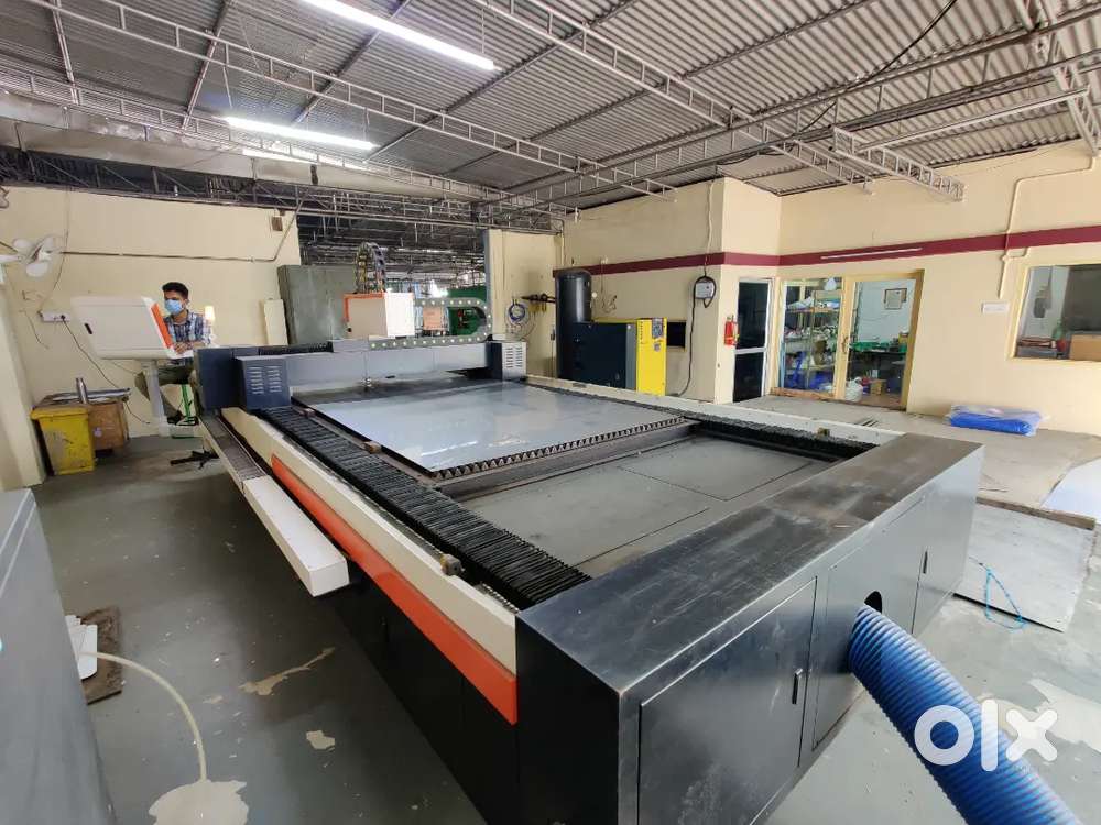 Laser Cutting Machine trainee