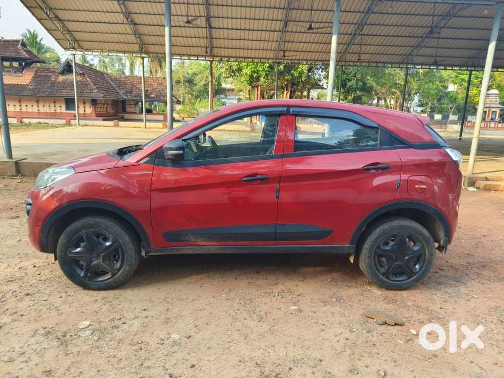 Tata Nexon 1.2 Revotron Xm (s), 2019, Petrol