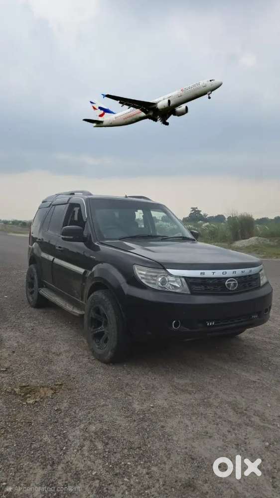 Tata Safari Storme 2017