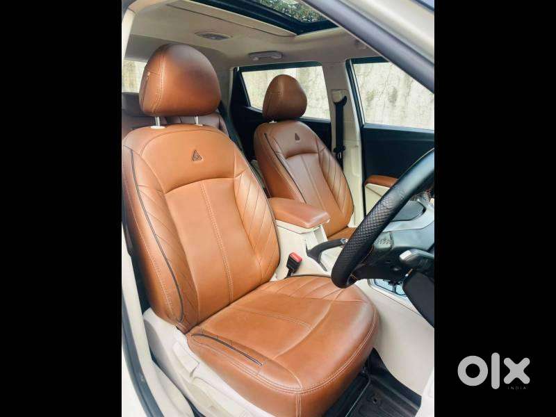 Mahindra Xuv300 W8 (o) 1.5 Diesel Amt, 2020, Diesel