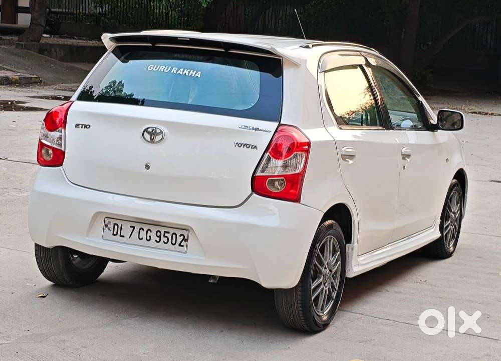 Toyota Etios Liva G, 2012, Petrol