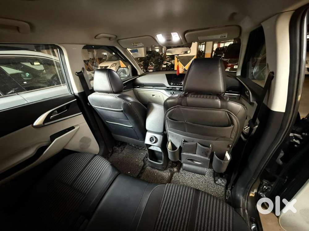 Kia Carens Petrol 2023