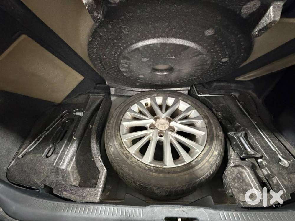 Toyota Camry Hybrid, 2016, Petrol