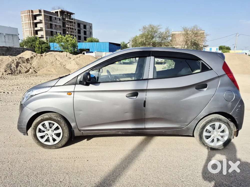 Hyundai Eon Magna + Non Accidental Car With Guarantee