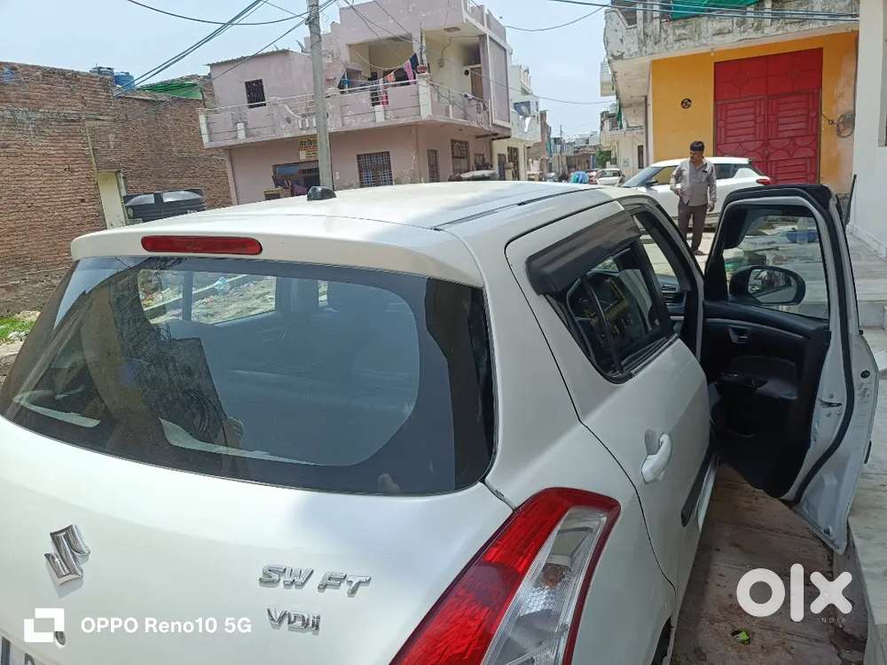 Maruti Suzuki Swift 2012 Petrol 97000 Km Driven