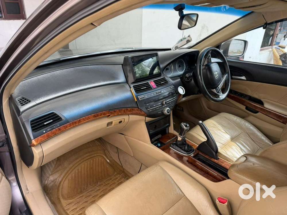 Honda Accord 2.4  2011 Manual